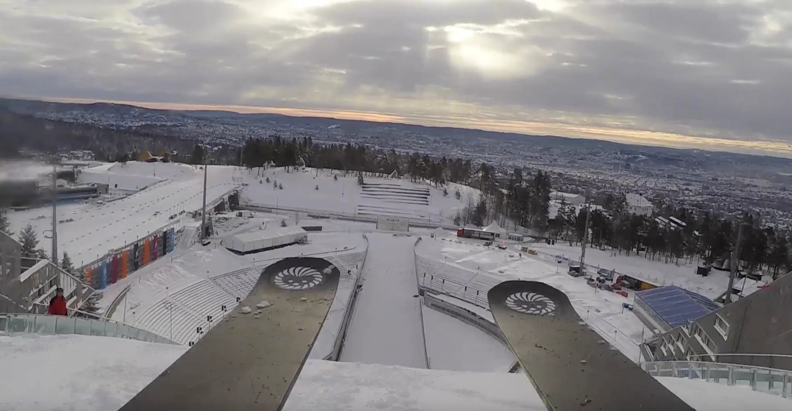 Load video: Se hvor langt Hedgehog hopper her